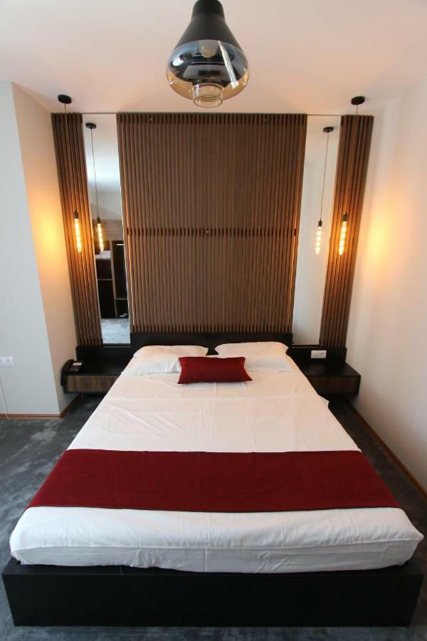 Prior Hotel 프리즈렌 외부 사진